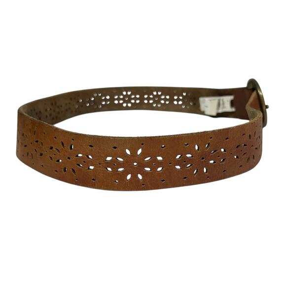 Lucky Brand Womens Leather Belt Sz Medium Brown Laser Cut Boho Brass Buckle - Picture 3 of 12
